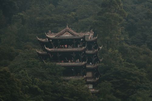 3.青城山