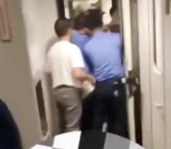 ​男子火车上被陌生人持刀杀害(被害人仅27岁，是一名杰出舞者)