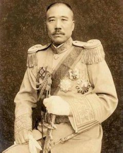 ​张宗昌简介（张宗昌混世魔王狗肉将军）
