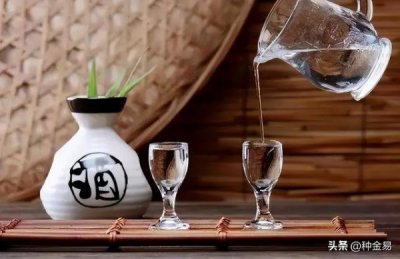 ​一斤多三两酒多少钱一瓶(一斤多三两酒价格)