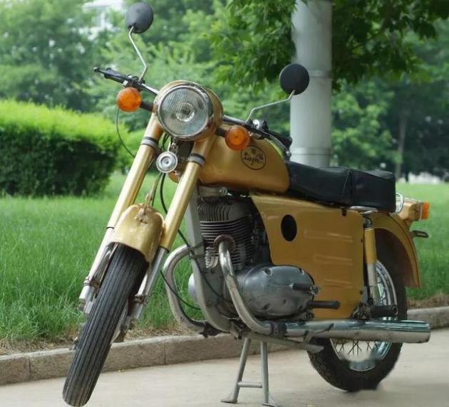37年前的大排量摩托车——幸福250-