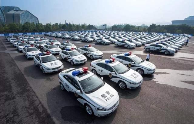 别想着国外警车多酷炫了！看看中国的这些警车，超酷！-