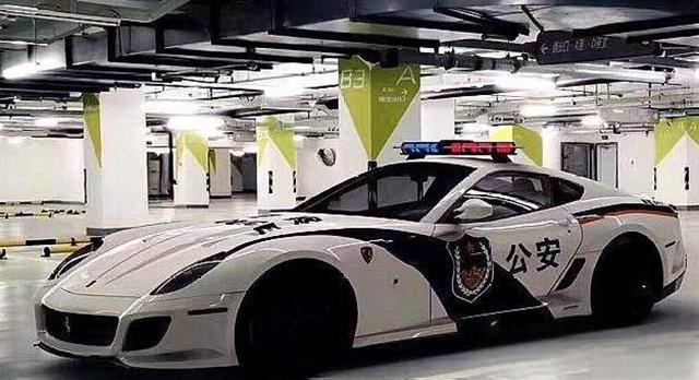 别想着国外警车多酷炫了！看看中国的这些警车，超酷！-