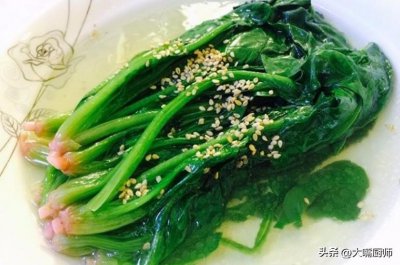​菠菜长什么样子图片（圆叶与尖叶菠菜有什么区别）