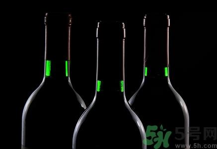 葡萄酒发酵过程中需要搅拌吗?葡萄酒发酵多长时间