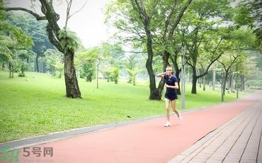 女生跑步腿会变粗吗？女生跑步小腿会变粗吗？
