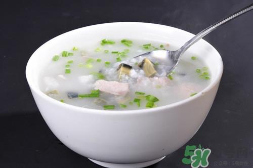 皮蛋瘦肉粥可以放香菇吗?香菇皮蛋瘦肉粥的做法