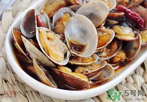 花蛤死了还能炒开口么？花蛤里面的黑色能吃吗