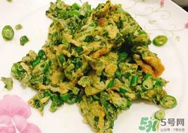 感冒能吃香椿炒鸡蛋吗？感冒能吃香椿吗？