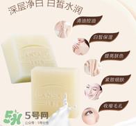 香皂洗脸可以去黑头吗 用香皂洗脸的好处