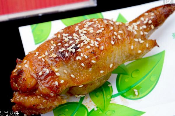 鸡翅包饭好吃吗 偶尔吃还可以
