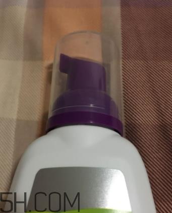 丝塔芙净颜控油泡沫洁面乳怎么样_好用吗
