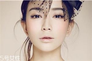 怎么涂口红没有唇纹 怎么涂口红不干没唇纹