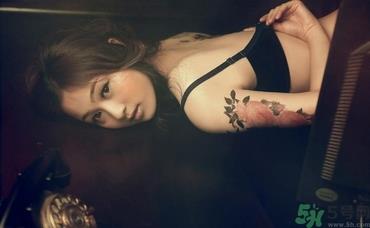 女生纹身纹哪儿比较好看？纹身可以彻底洗掉吗？