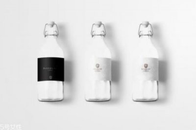 ​秋季适合用什么护肤品 远离酒精成分