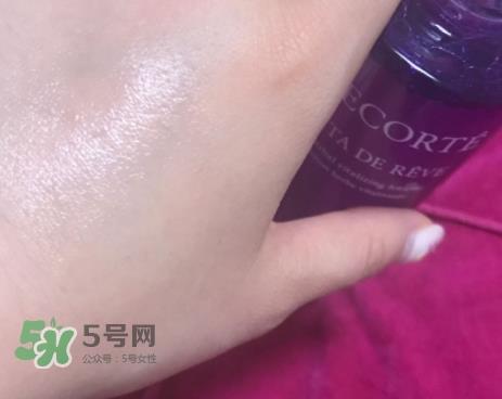 小棕瓶和小紫瓶哪个好？小棕瓶和黛珂小紫瓶哪个先用