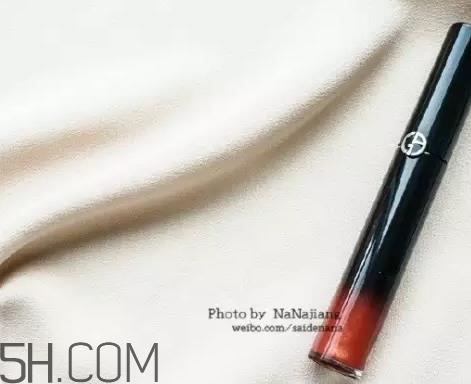 锦鲤色口红是什么颜色？锦鲤色口红试色