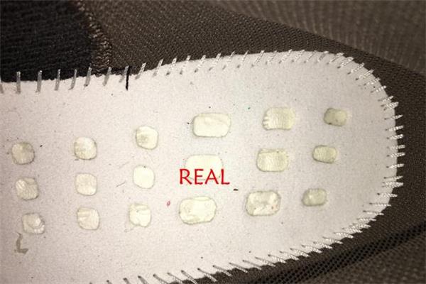 yeezy 700晶洞真假对比 椰子700晶洞宝藏真假鉴定