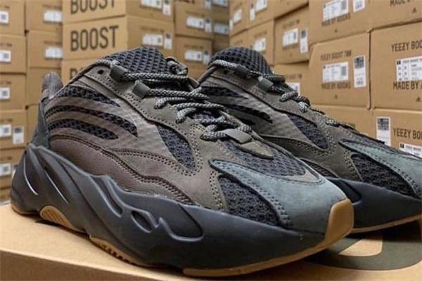 yeezy 700晶洞真假对比 椰子700晶洞宝藏真假鉴定