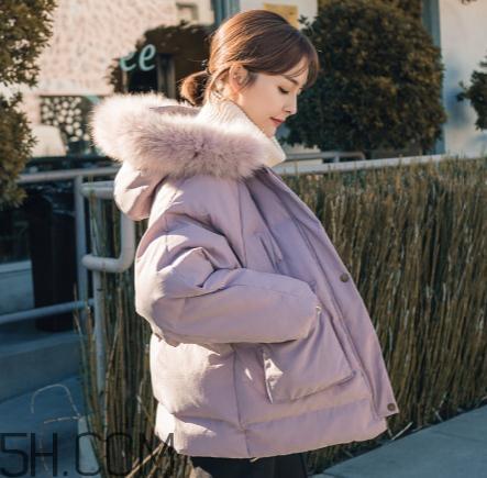 面包服是羽绒服吗？面包服和羽绒服的区别