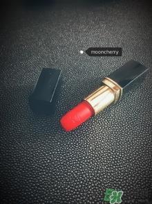 复古红口红适合什么人？复古红适合什么肤色？