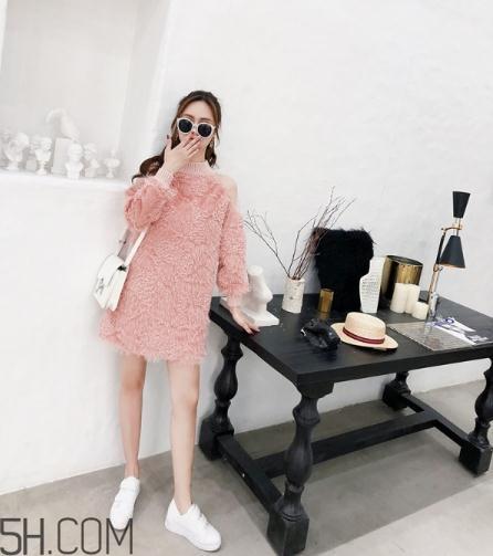 粉色裙子配什么鞋子？不同款式不同的风格
