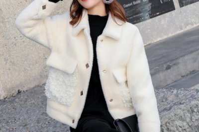 ​水貂绒的衣服可以机洗吗 水貂绒衣服可以水洗吗