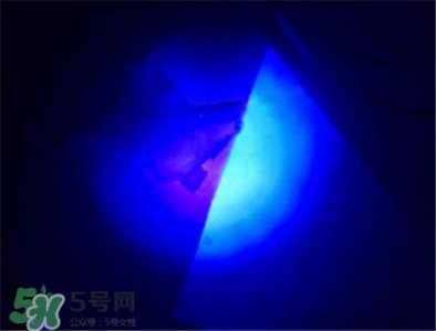 ​屈臣氏燕窝面膜有荧光剂吗?屈臣氏燕窝面膜怎么样?