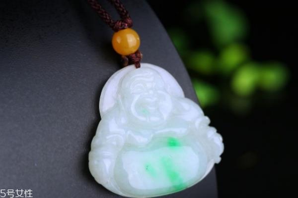 翡翠弥勒佛怎么挑选 注意这些细节