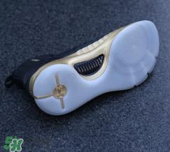 under armour curry4 parade怎么样？库里第四代战靴金属色细节照片