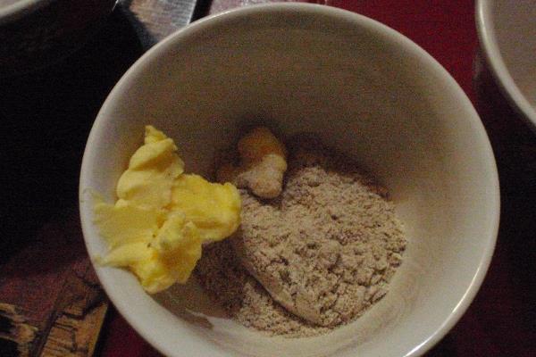 酥油茶是哪个民族的特色食品 藏族美食