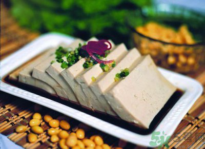 ​豆腐可以和葱一起吃吗？豆腐和葱一起吃有什么影响？