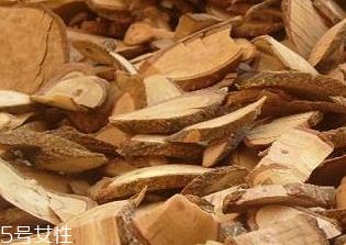 鸡血藤和金刚藤的区别 外形不同
