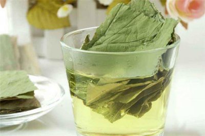 ​荷叶茶晚上能喝吗 可以适量饮用
