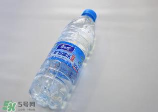 矿泉水打开后几天不能喝？矿泉水打开后能放几天？