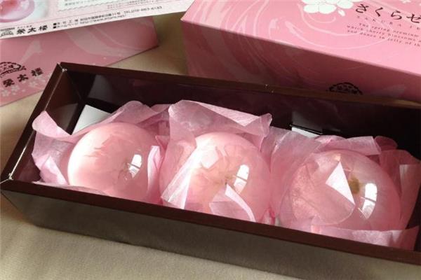 樱花果冻的做法 樱花果冻制作教程