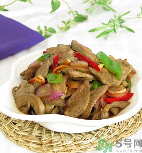 炒菜感觉很苦是怎么回事？炒菜不苦的方法有哪些？