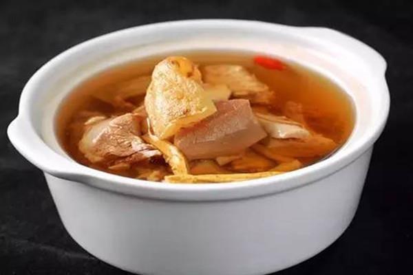 鸽子汤可以放姜吗 长期喝鸽子汤有副作用吗