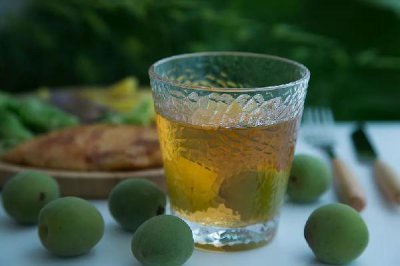 ​青梅泡酒用大果还是小果 青梅泡酒的正确泡法