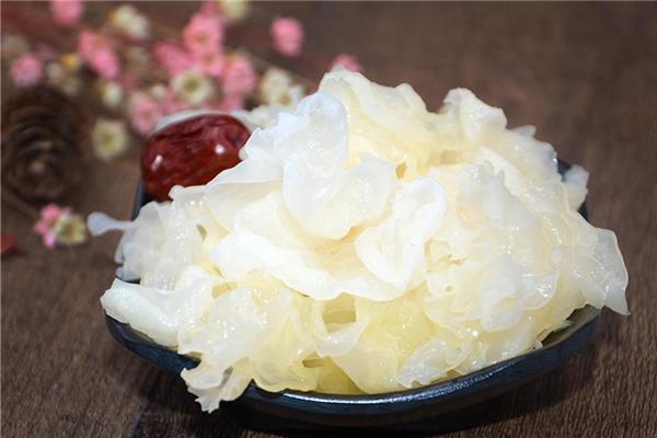 银耳泡多久好 银耳泡久了会有毒吗