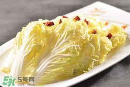 蚕豆和白菜能一起吃吗？白菜和蚕豆能在一起吃吗？