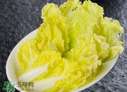 蚕豆和白菜能一起吃吗？白菜和蚕豆能在一起吃吗？