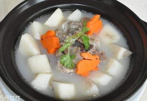 牛肉汤可以放枸杞吗 味道更鲜美