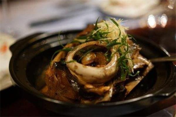 金枪鱼眼睛怎么做好吃 日本爆款美食