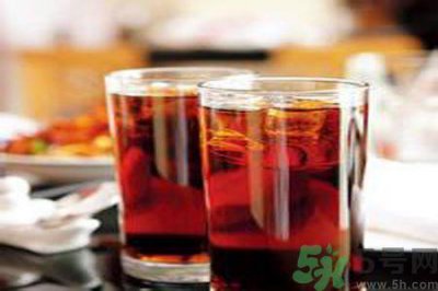 ​酸梅汤和红酒可以一起喝吗？酸梅汤和葡萄酒一起喝好吗？