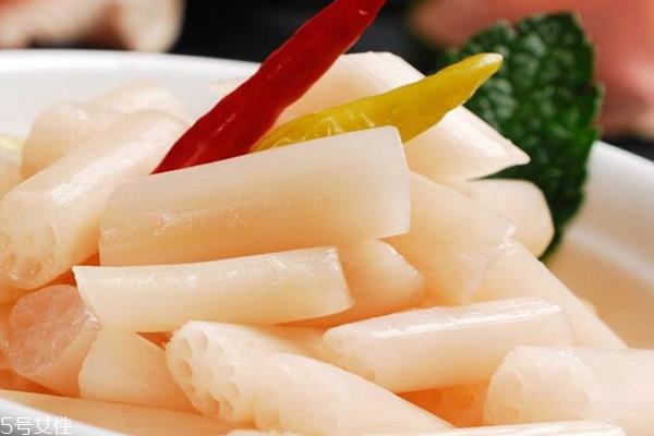 藕带不去皮可以吃吗 最好还是削皮