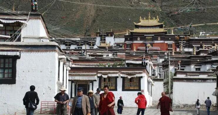旅游西藏旅游最佳时间（西藏旅游必去景点推荐）  3