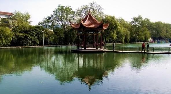 旅游四大名亭是哪四个亭子（四大名亭有什么特点）  4