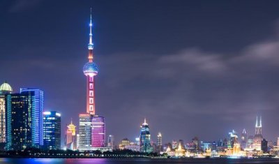 ​上海的标志性建筑东方明珠广播电视塔，你知道它有多高吗？