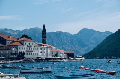 ​为什么国内旅游市场加速回暖？解析暑期旅游消费背后的驱动力